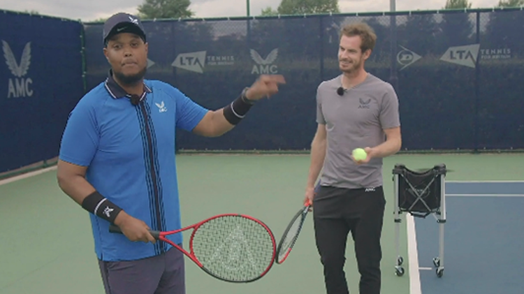 Chunkz and Andy Murray holding rackets