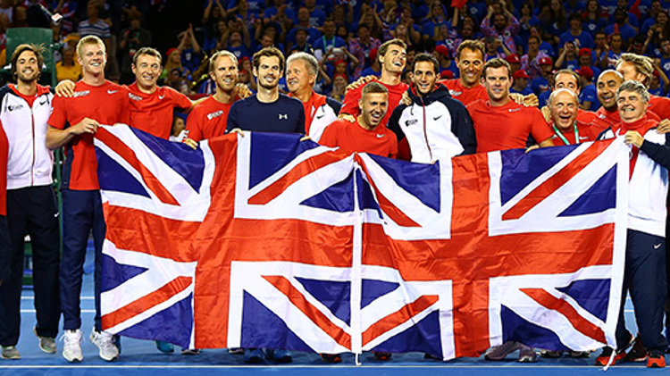The 2015 Aegon GB Davis Cup team with the British Flag