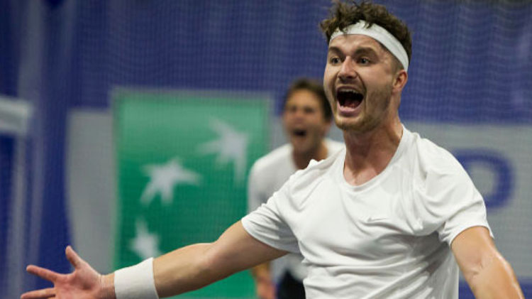 Jonny O'Mara celebrates on court