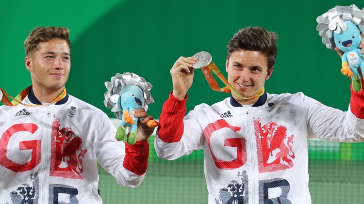 Alfie Hewett and Gordon Reid with their Rio Paralympic men's doubles silver medals