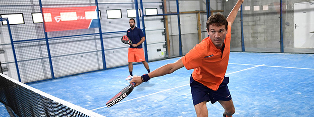 Two men playing Padel