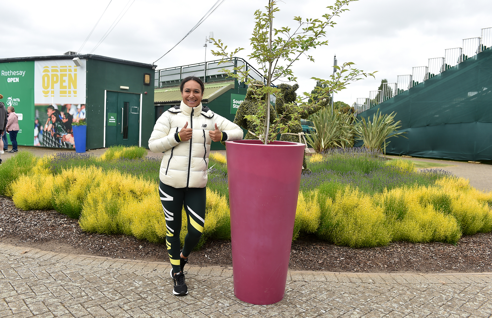 Heather Watson plants a tree at the LTA’s Rothesay Open Nottingham  to mark The Queen’s Platinum Jubilee