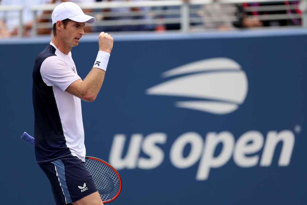 Andy Murray fist bumping on court at the US Open round one