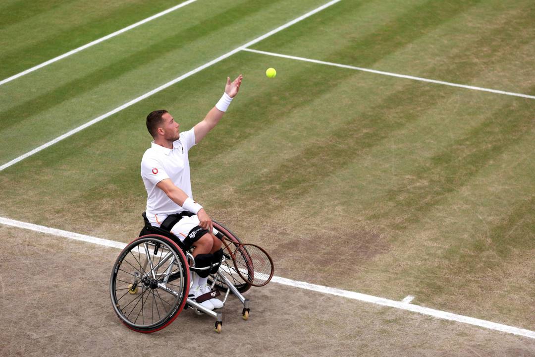 Alfie Hewett serving on No.3 Court at Wimbledon in the semi-final