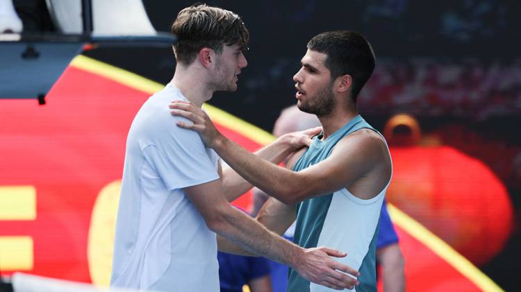 Australian Open 2025: Jack Draper retires in fourth round match against Carlos Alcaraz