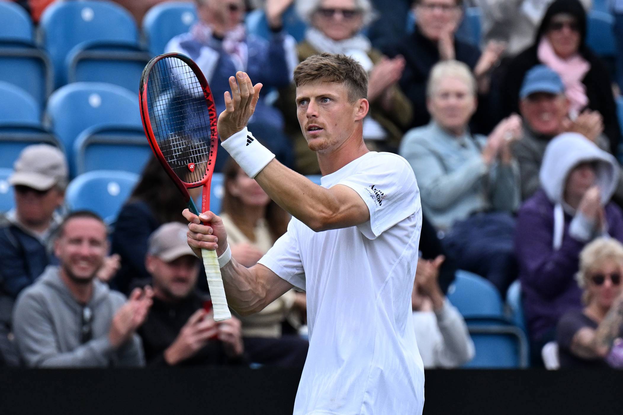 Lexus Eastbourne Open 2025: Billy Harris & Jacob Fearnley into second round with straight sets wins