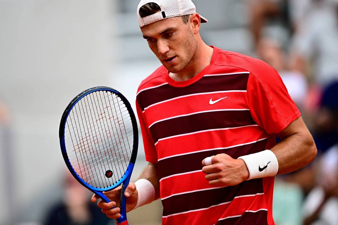 Jack Draper gives a fist pump during a third round win against Joao Fonseca at Roland Garros