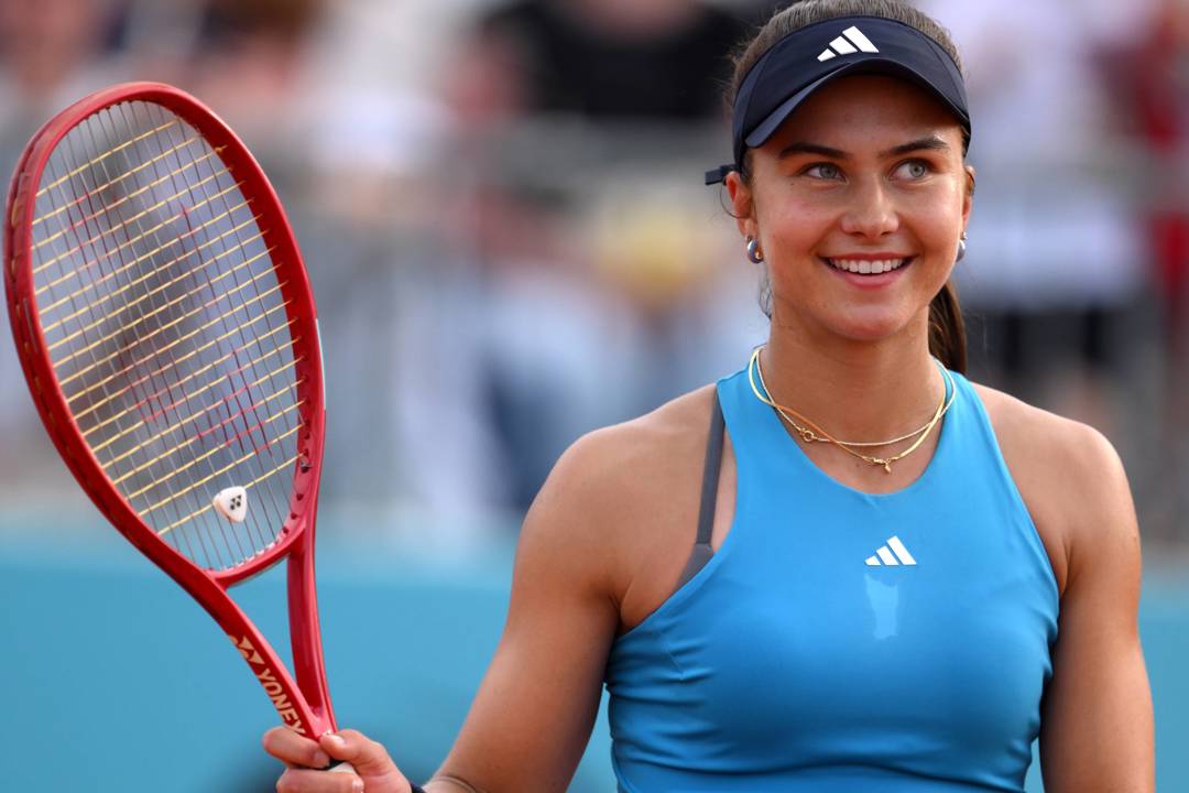Iva Jovic smiles in action at the Miami Open