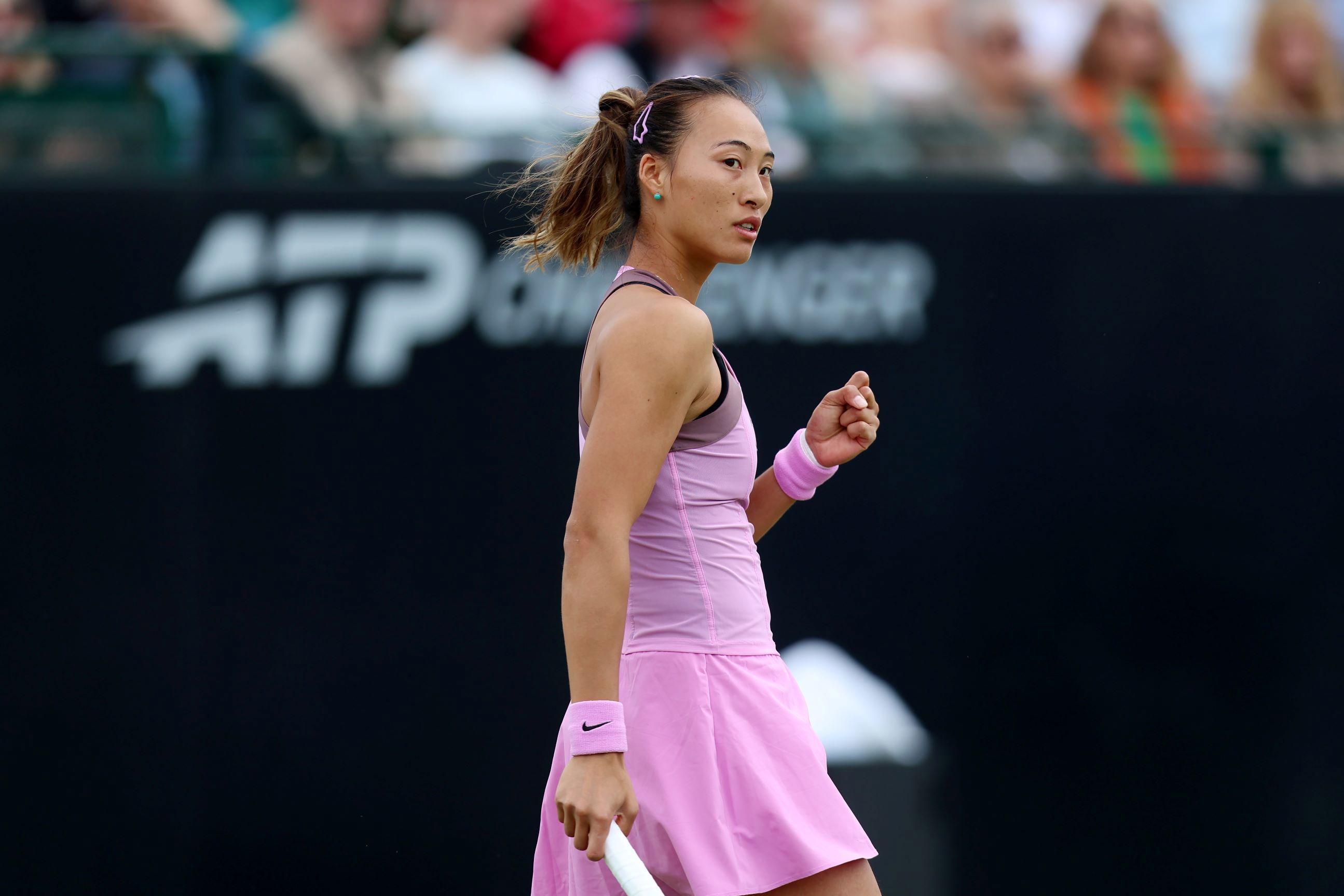 Lexus Nottingham Open 2026: Former top 10 stars Qinwen Zheng and Emma Navarro get off to a winning start