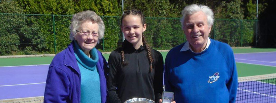 Pat Sharp winning the Lifetime achievement award at the 2021 LTA Tennis Awards