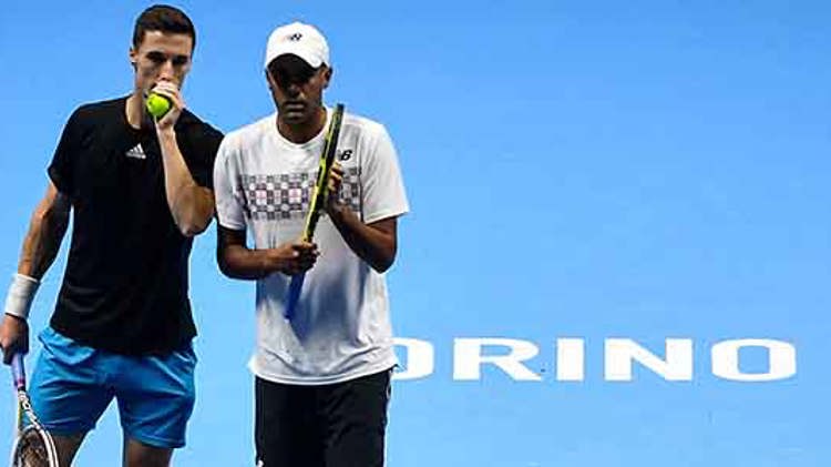 joe salisbury and rajeev ram on court talking 