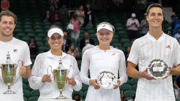Joe Salisbury, Harriet Dart, Desirae Krawczyk and Neal Skupski holding trophies